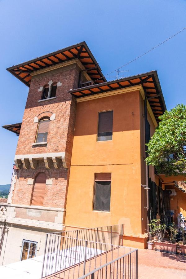 Attico In Villa Storica - Dolcevita Holiday Firenze Kültér fotó